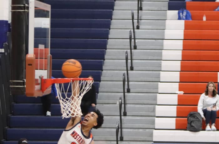 Darnez Slater with an emphatic two.